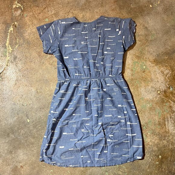 Cotton Chambray Short Sleeved Dress with Block Print Make It Good North of West - Picture 2 of 5